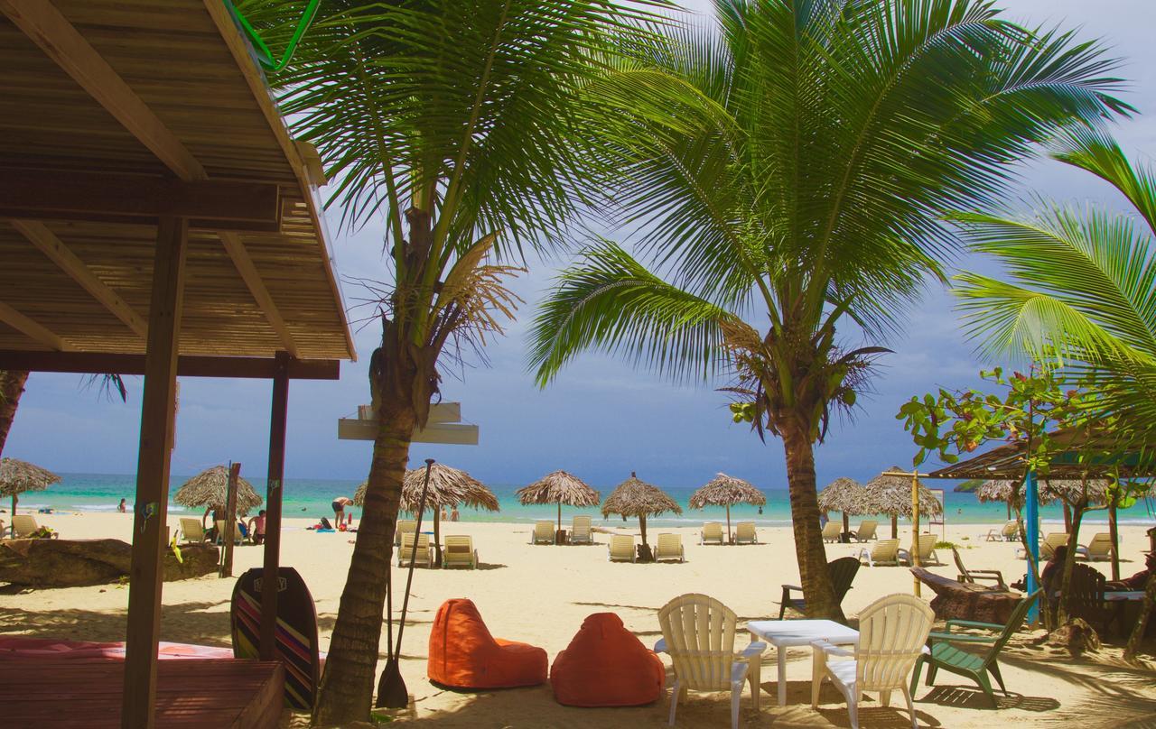 Red Frog Bungalows Surf Resort Бастіментос Екстер'єр фото